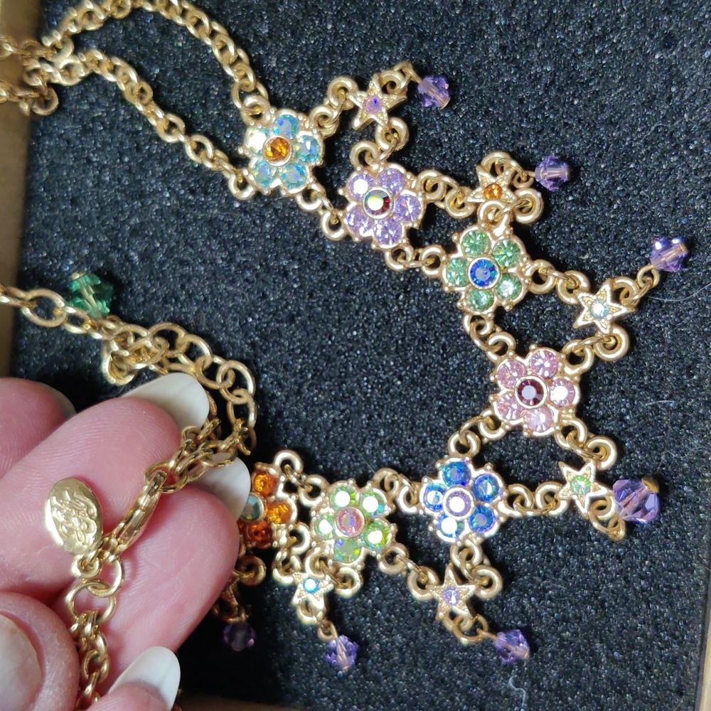 Kirks Folly (Rare Vintage) Crystal flower necklace, PERFECT STATEMENT PIECE - Picture 5 of 12